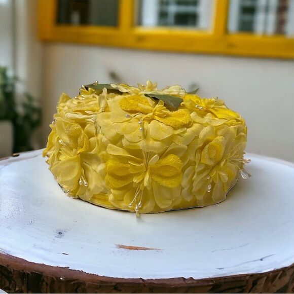 1960’s Yellow Flower Pill Box Hat - Picture 1 of 8